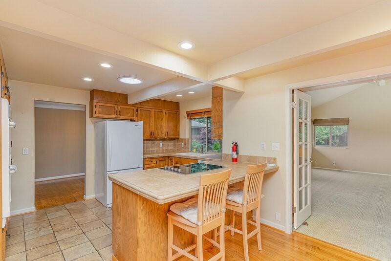 8612 21st Ave Nw - Photo 7 of 29