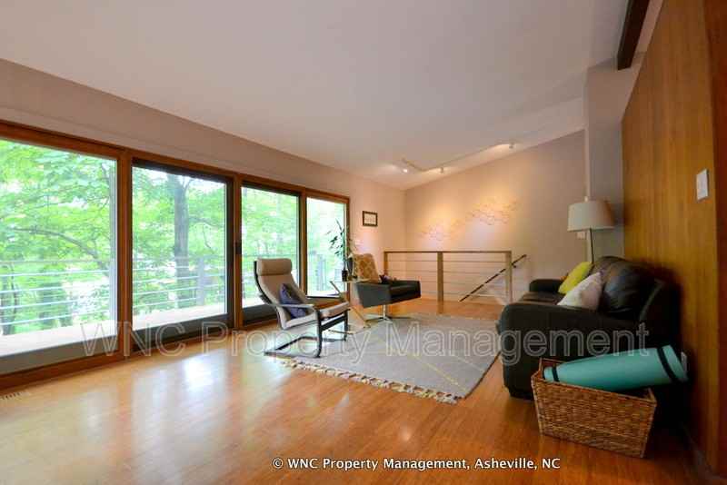 1 Hy Vu Dr - Photo 3 of 21