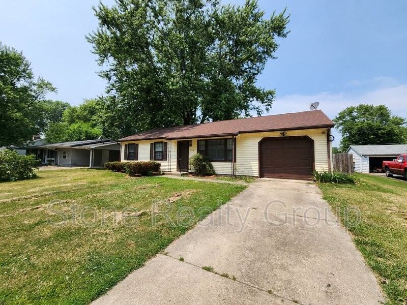 816 E Talisman Dr - Photo 2 of 13