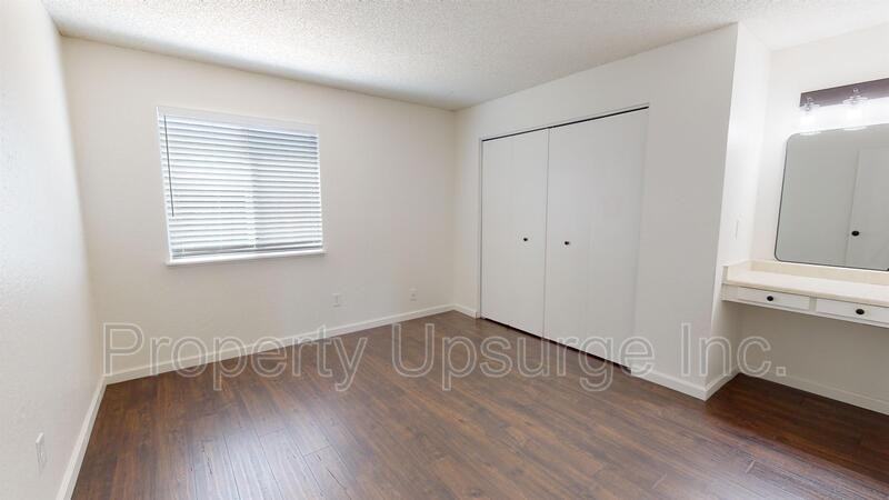 3080 Catalpa Ct - Photo 5 of 13