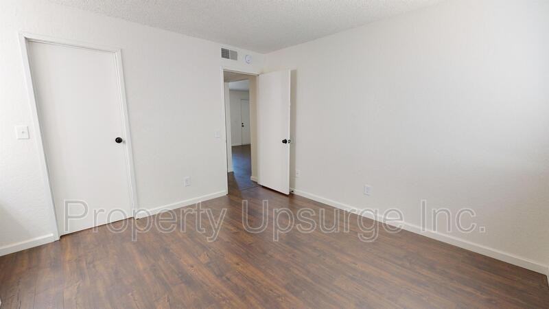 3080 Catalpa Ct - Photo 6 of 13