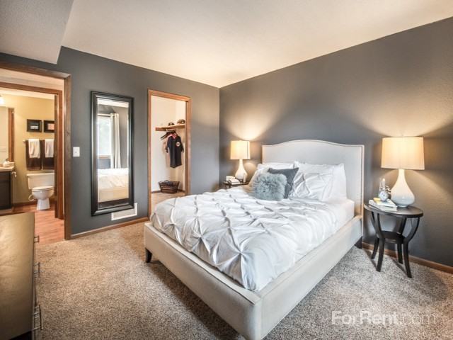 Park Place Apartments - Photo 2 of 5