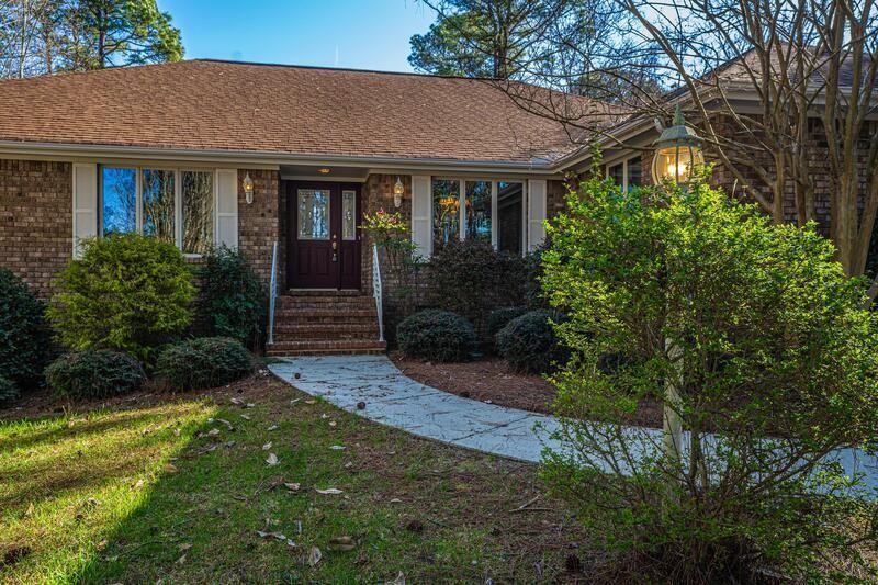 12 Stoneykirk Dr - Photo 2 of 27