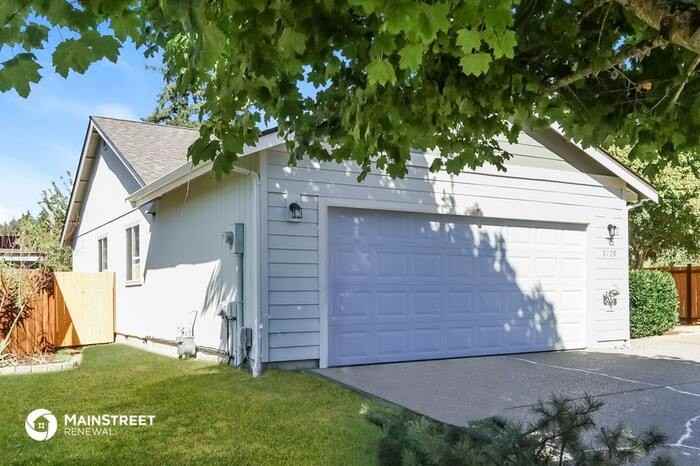 3729 177th St E - Photo 3 of 15