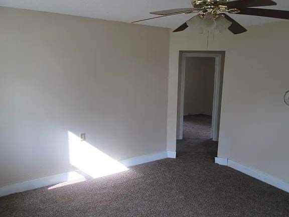 1669 Douglas St #NA - Photo 2 of 6