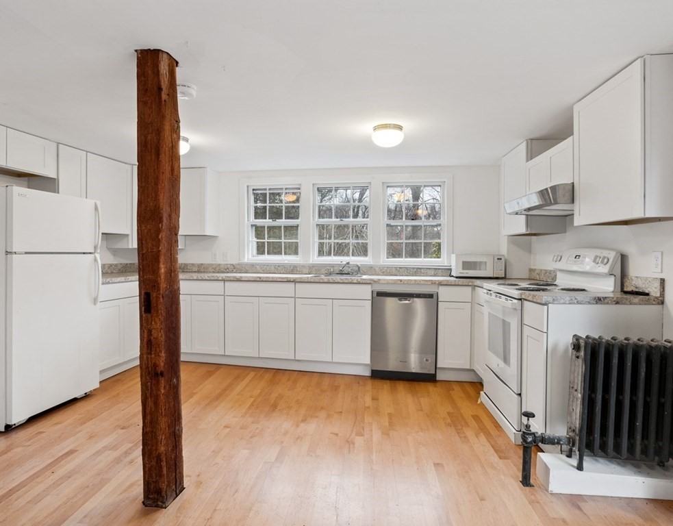 526 Stow Rd #526 - Photo 3 of 14