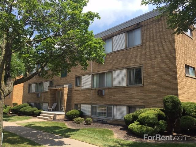 Broadview Terrace - Photo 2 of 5