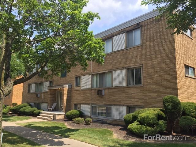 Broadview Terrace - Photo 3 of 5