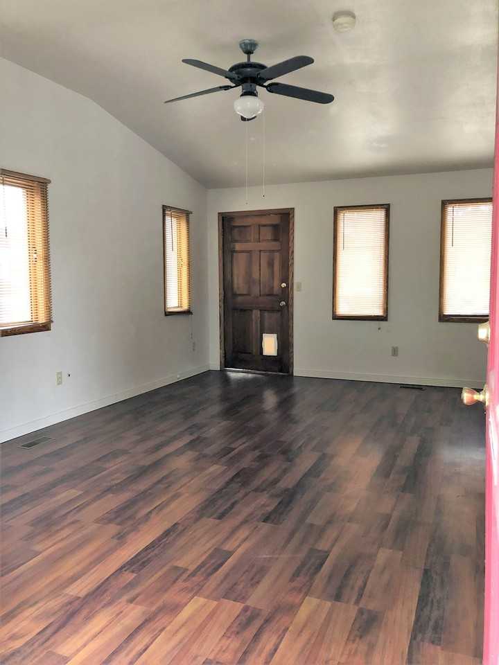 3005 W Malad St #1 - Photo 2 of 11