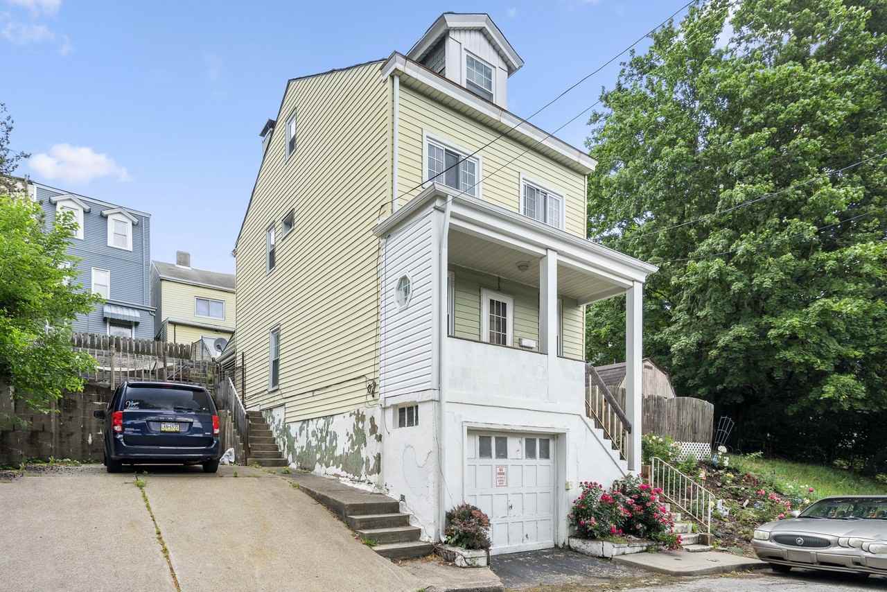 2721 Berg St #1 - Photo 2 of 22