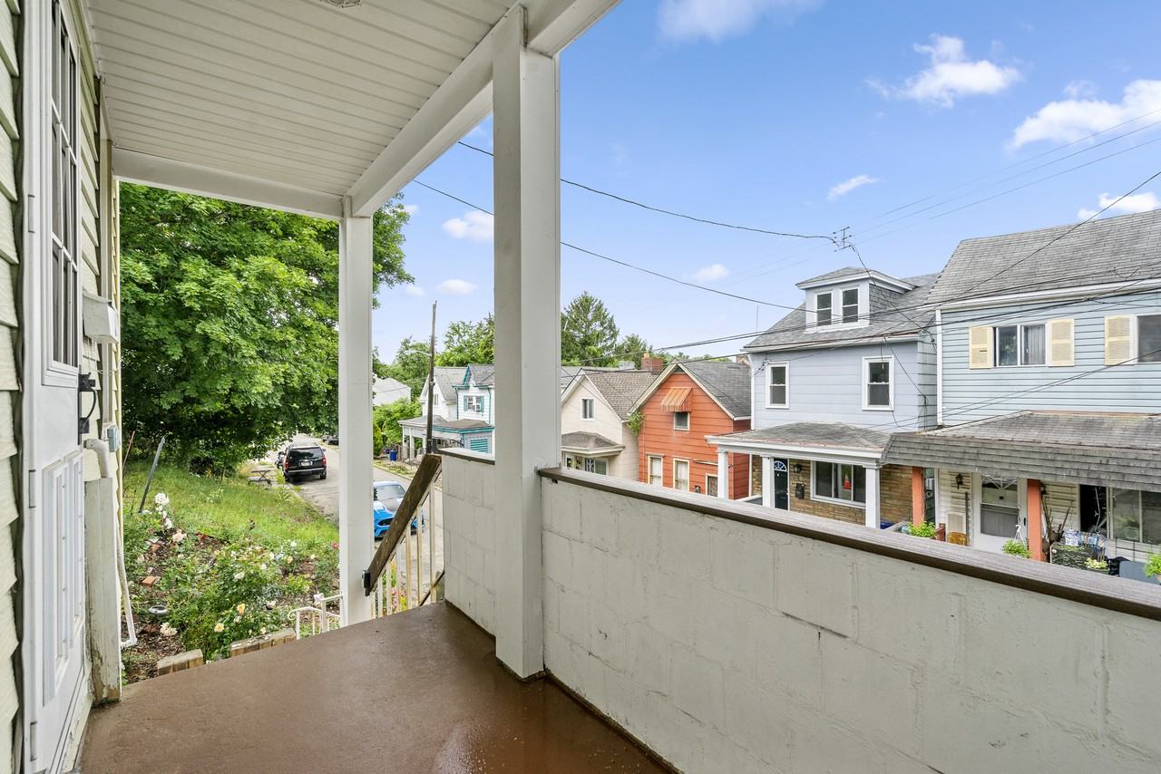 2721 Berg St #1 - Photo 4 of 22