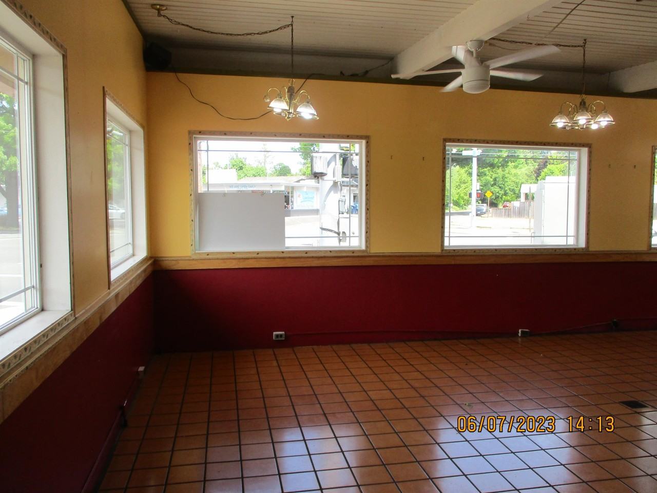 1030 River Rd #1 - Photo 3 of 4