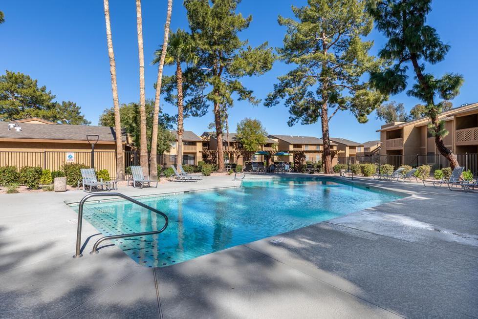 1360 W Isabella Ave - Photo 2 of 4