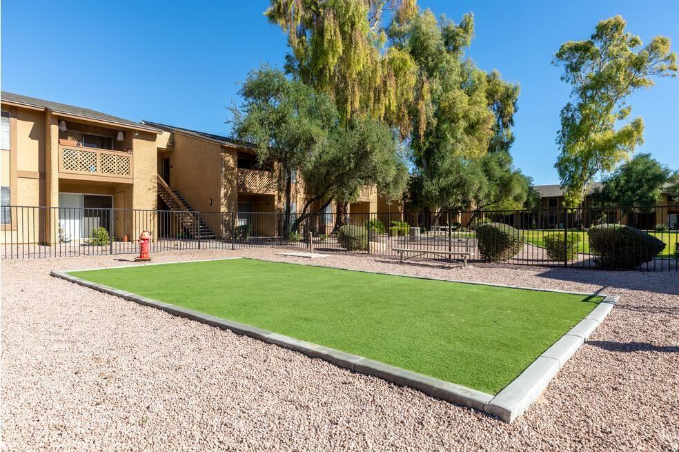 1360 W Isabella Ave - Photo 3 of 4