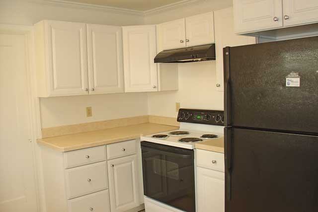 2901 Joan Ln - Photo 5 of 10