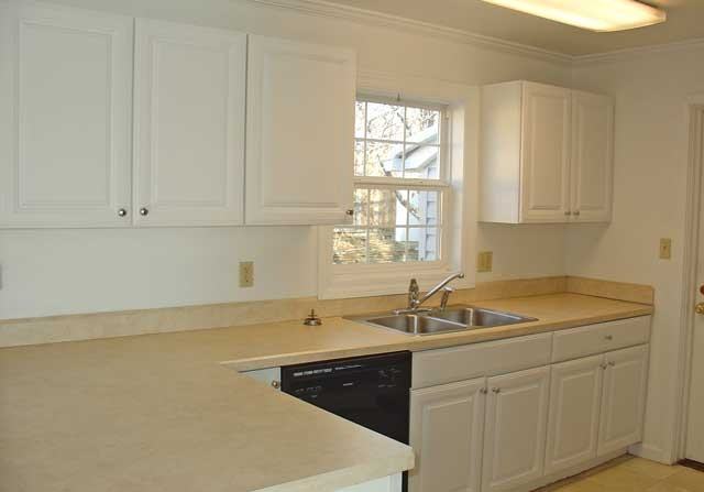 2901 Joan Ln - Photo 6 of 10