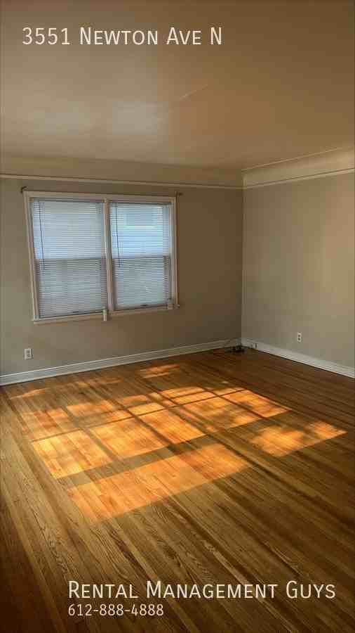 3551 Newton Ave N - Photo 3 of 14