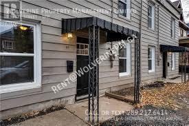 93 Peel St #SFH - Photo 2 of 19