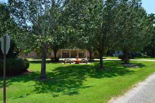 102 E Jefferson Ave - Photo 3 of 16