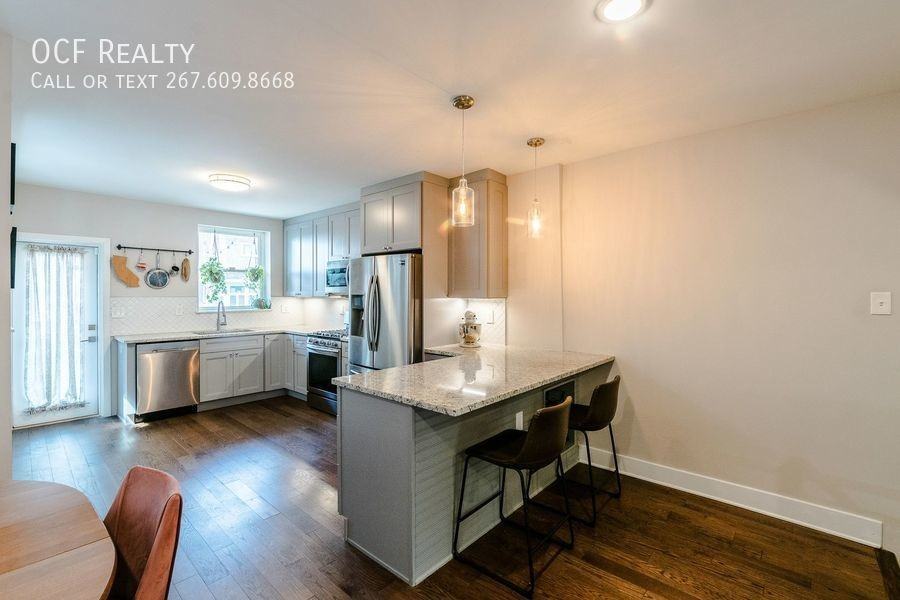 4841 Larchwood Ave - Photo 3 of 36