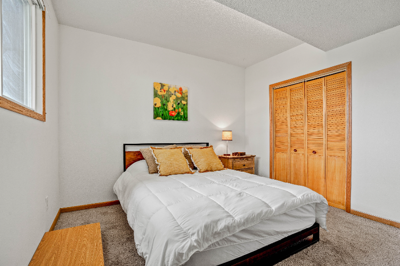 813 19th Ave Sw - Photo 2 of 24