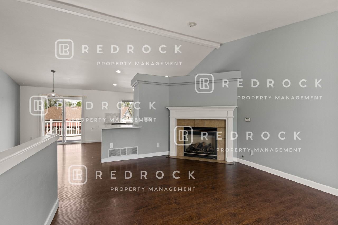 24321 Sperling Ct #1 - Photo 3 of 31