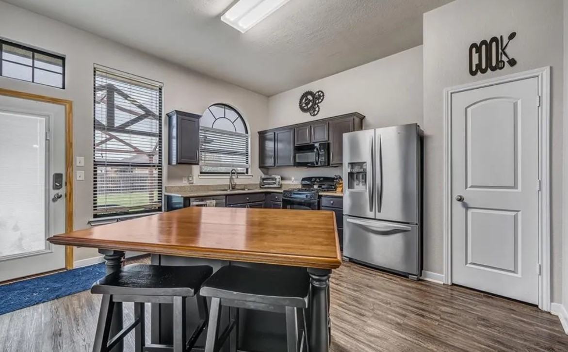 3904 Pawnee Creek Ct #1 - Photo 6 of 12