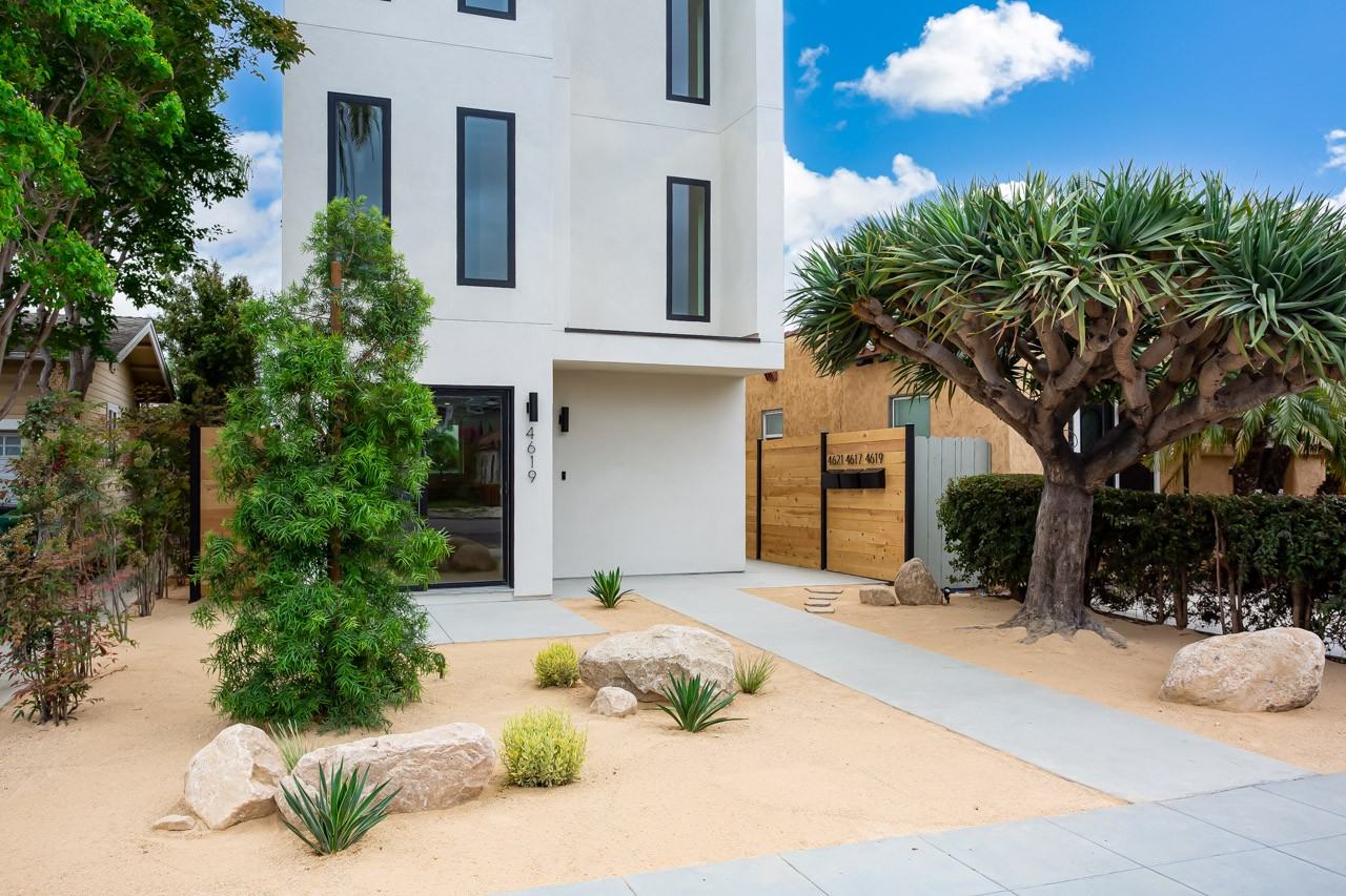 4621 Idaho St #4621IDAHO - Photo 2 of 19