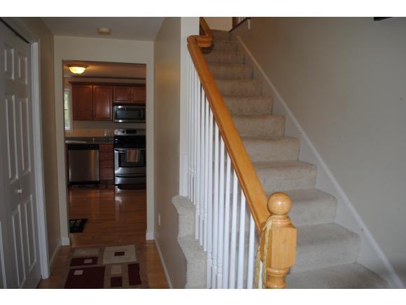 9 Sugarberry Dr - Photo 2 of 23