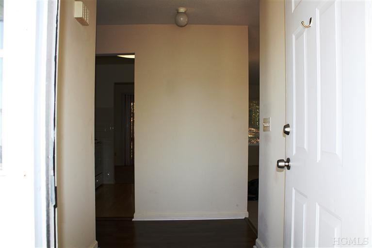 505 Bentley Ct - Photo 2 of 21