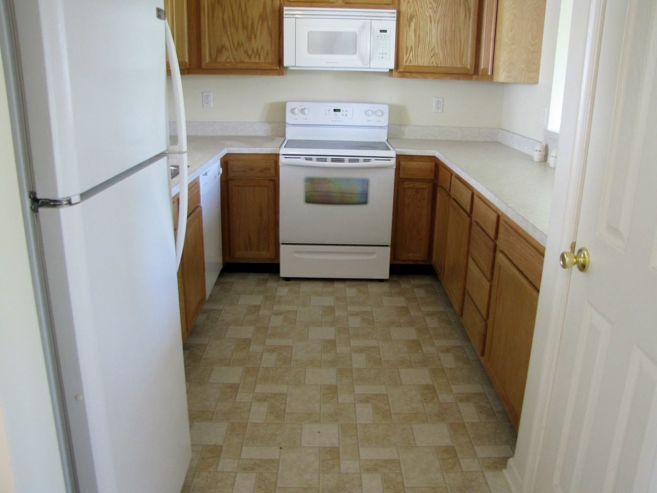 148 Topaz Ln - Photo 3 of 7