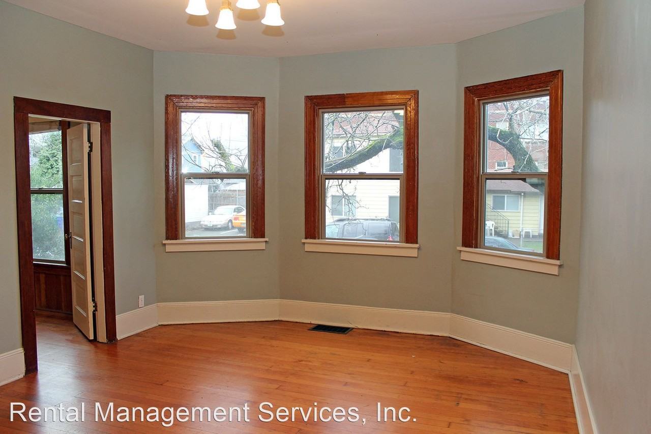 231A-231B, 233 NE 28th Avenue - Photo 2 of 11