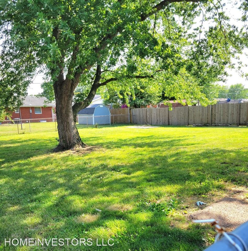 6 Georgetown Dr - Photo 2 of 20