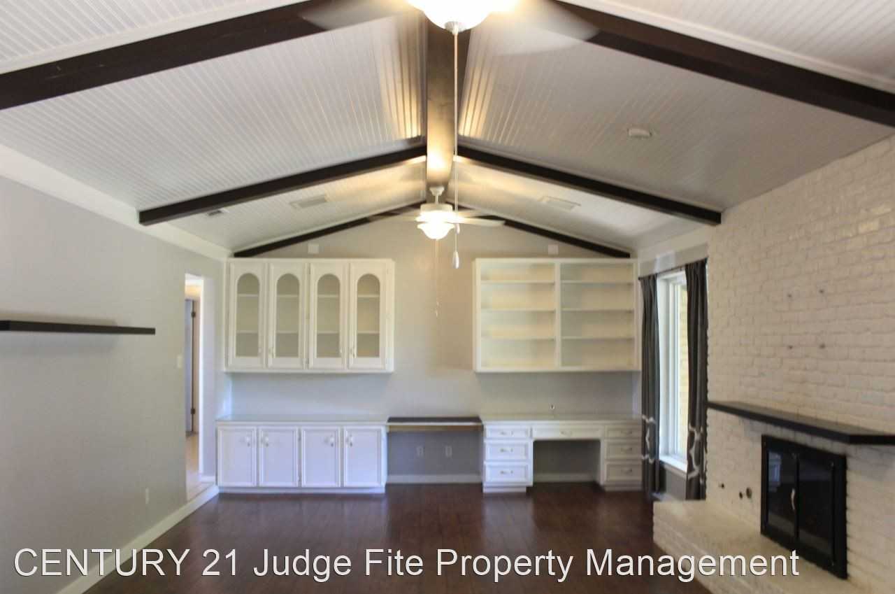 6408 Welch Ave - Photo 2 of 11
