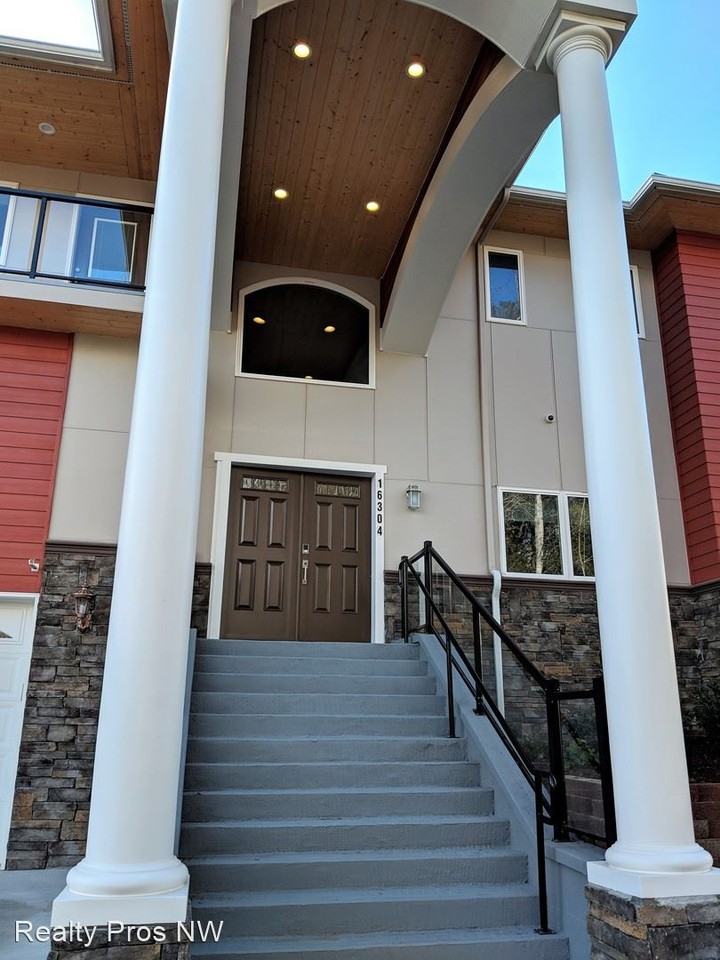 16304 Ne 50th St - Photo 2 of 27