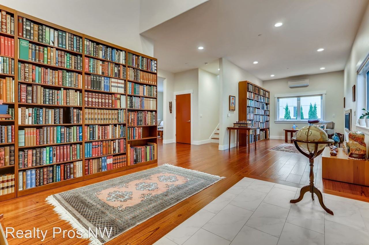 16304 Ne 50th St - Photo 3 of 27