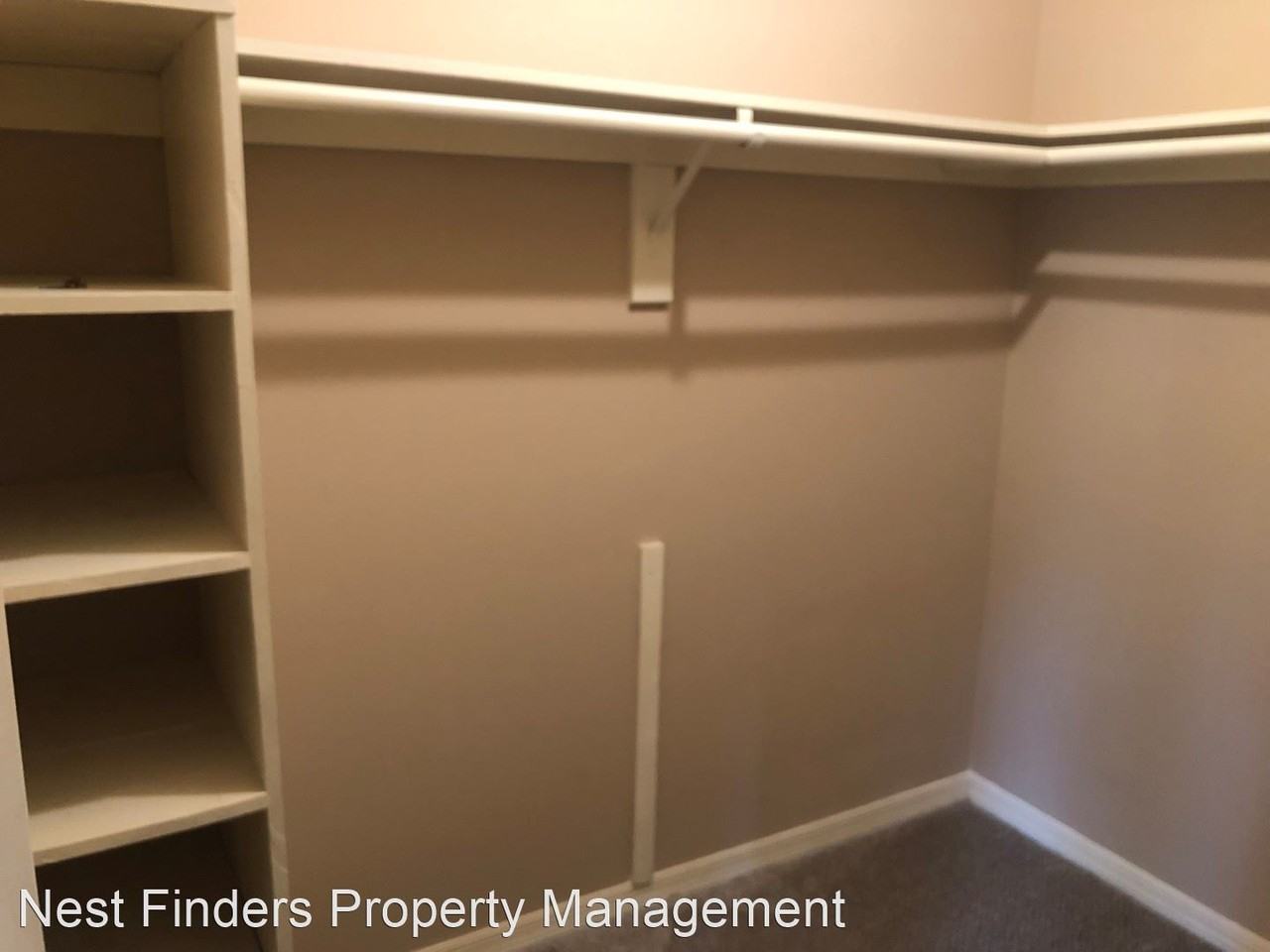 6638 Wellington Place Ln - Photo 3 of 23