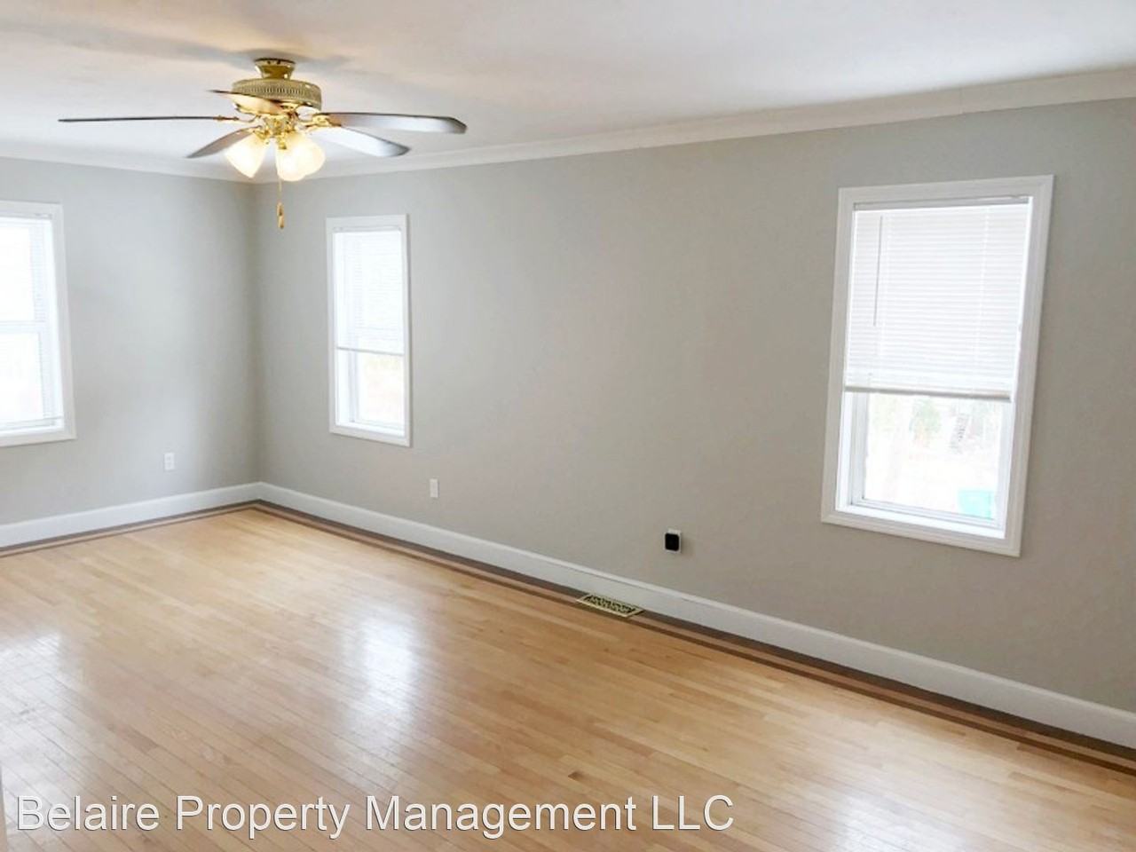 27 Clark Rd - Photo 3 of 37