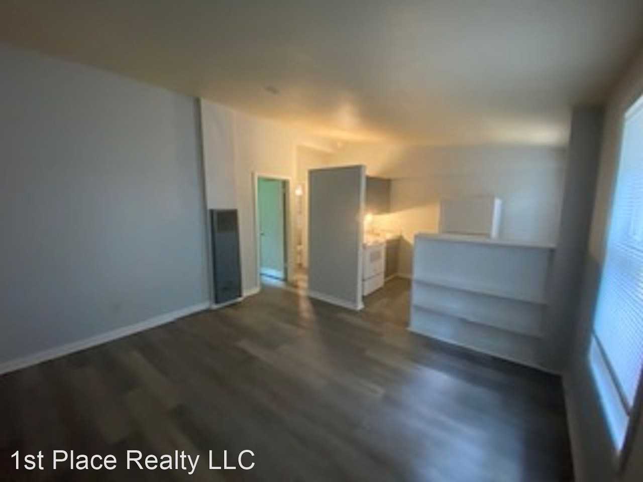 490 Alden - Photo 3 of 6