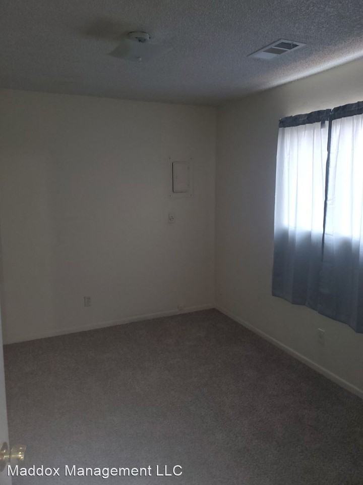 1908 Arno St Se - Photo 3 of 13