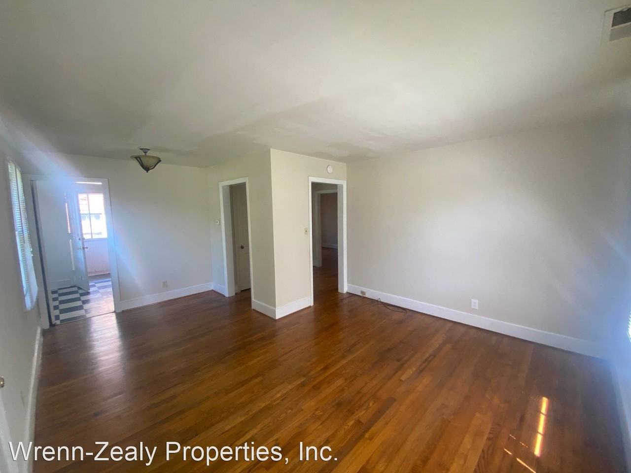 2600 Spring Garden St - Photo 2 of 6