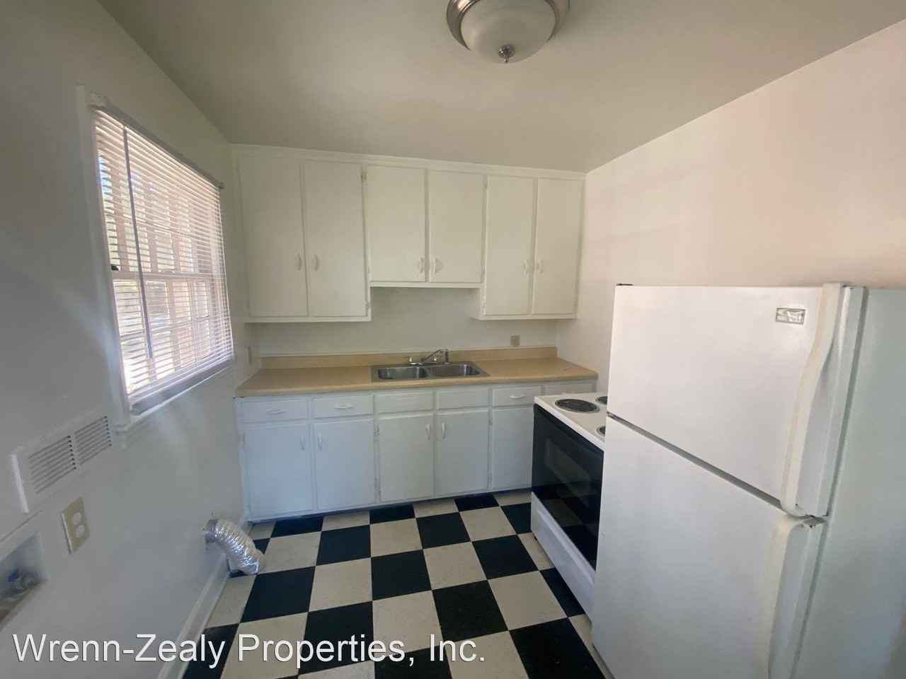 2600 Spring Garden St - Photo 3 of 6