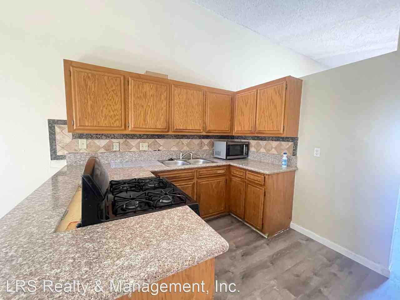 1354 N. Virginia Ave - Photo 3 of 10