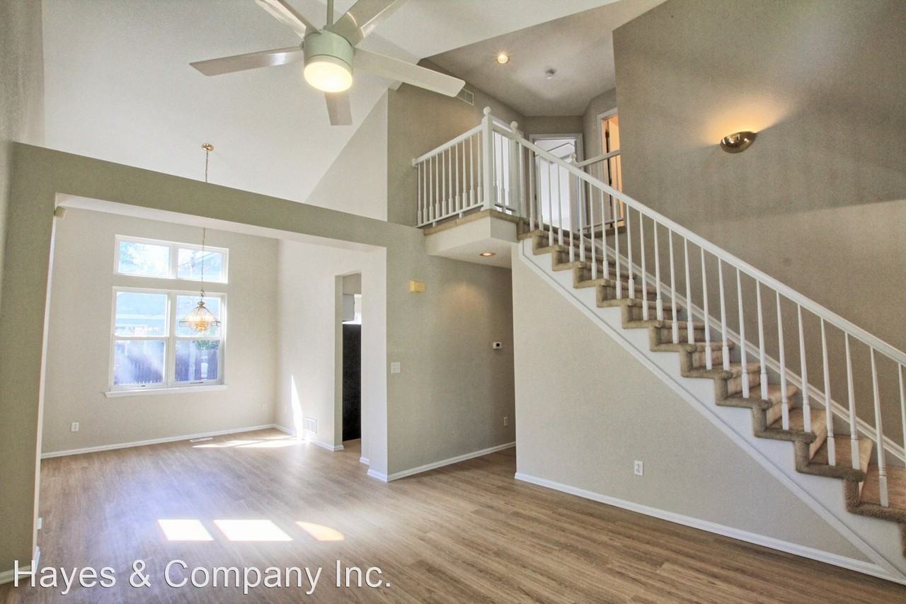 4272 Snowbird Ave - Photo 3 of 26