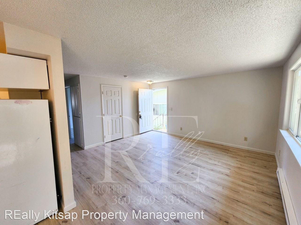 Remodeled 3 Bed - Photo 2 of 16