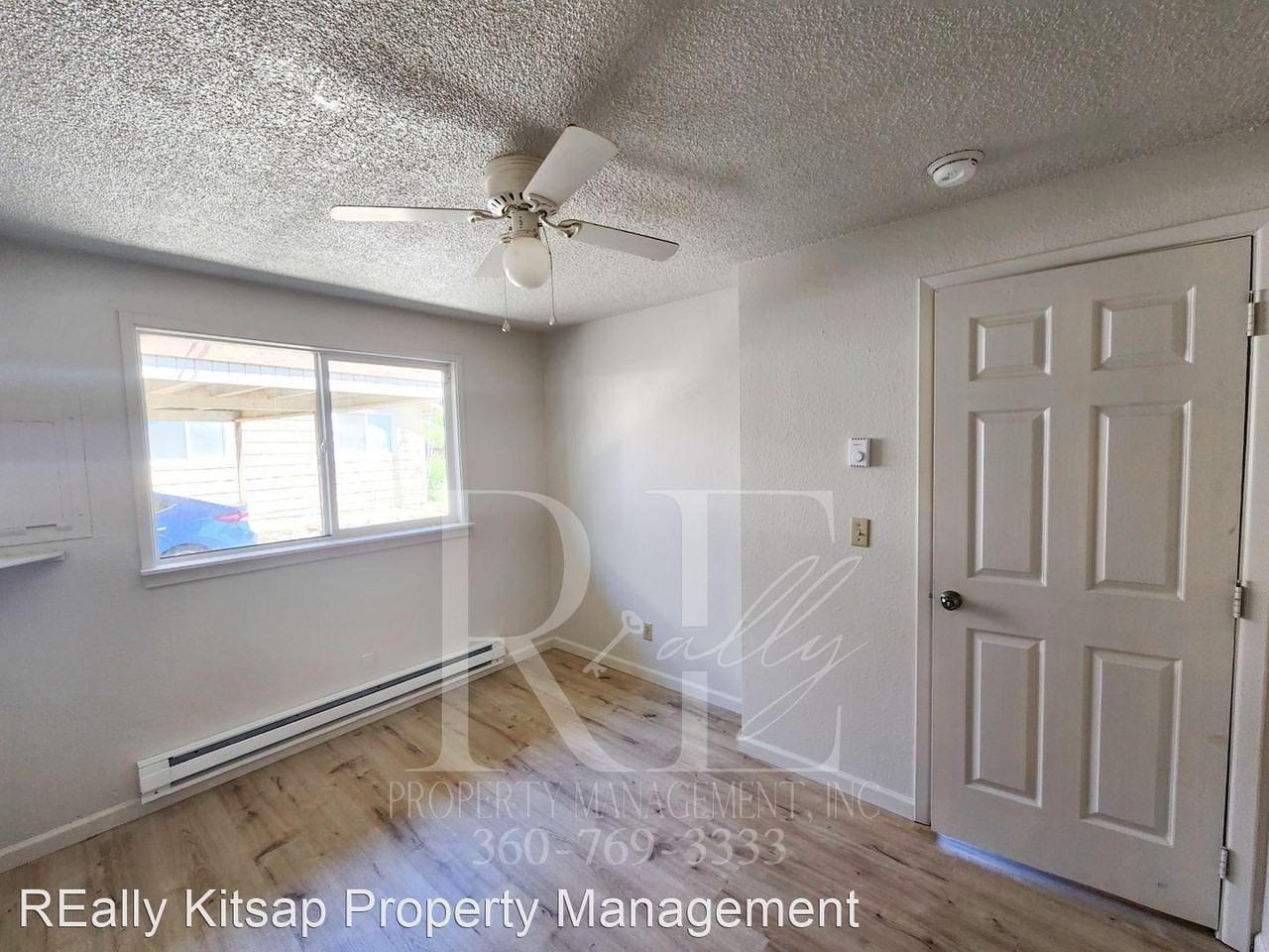 Remodeled 3 Bed - Photo 3 of 16