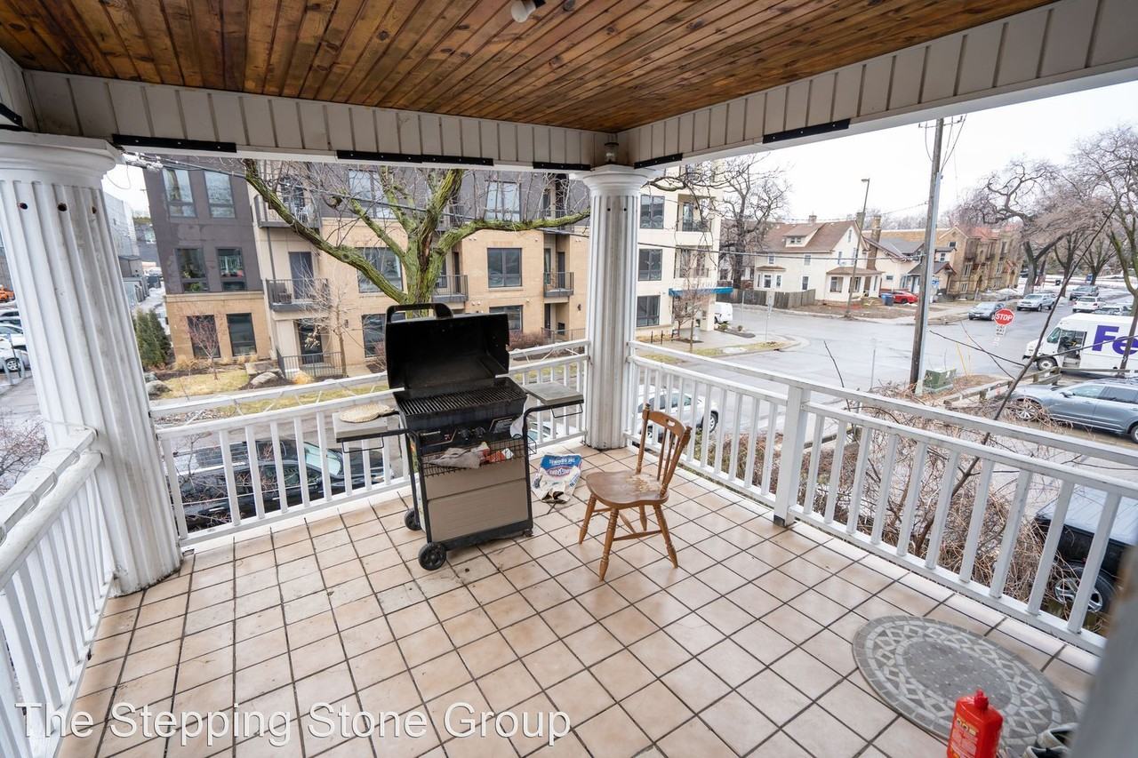 2909 Irving Avenue South - Photo 3 of 17