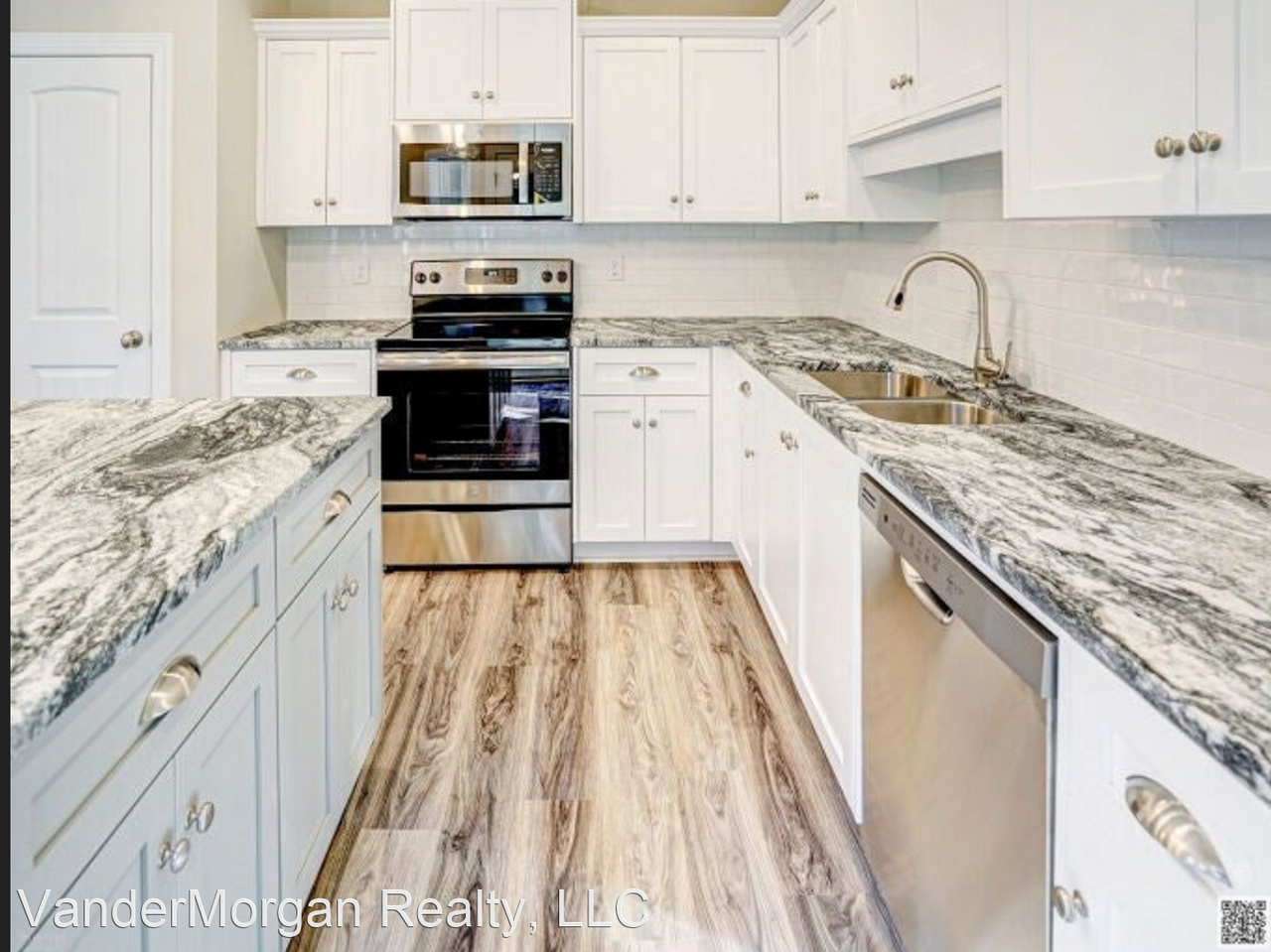 411 Mcintosh Dr - Photo 2 of 5