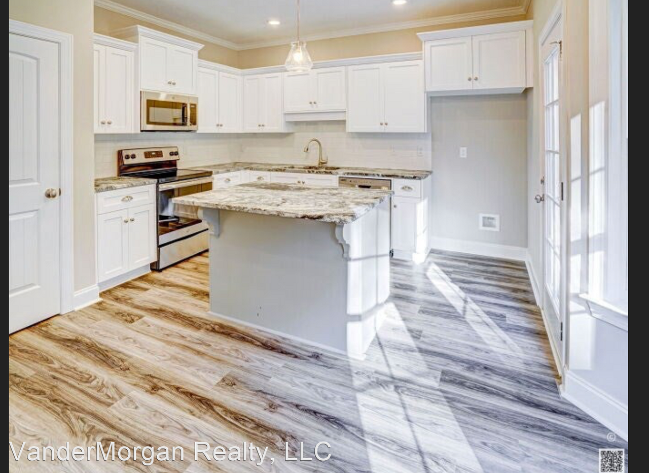 411 Mcintosh Dr - Photo 3 of 5