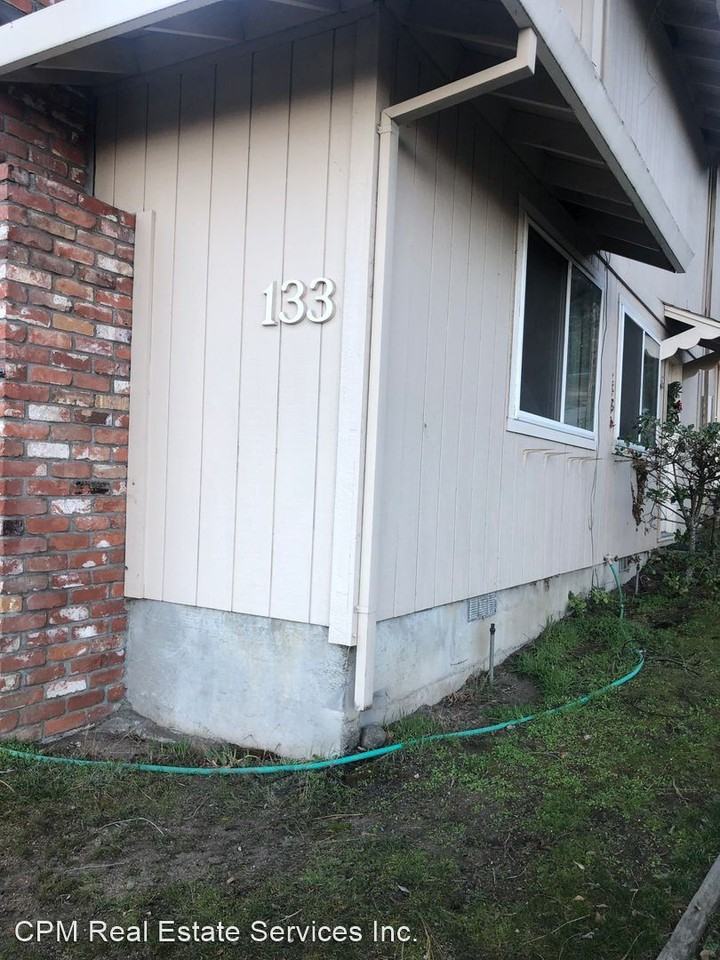 133 Gresham A-C - Photo 2 of 12